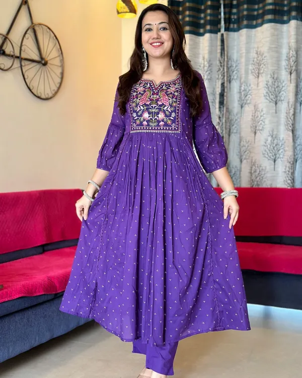 Elegant_Blue_Batik_Print_A-Line_Kurta_Set_with_Dupatta_–_3-Piece_Stitched_Cotton_Suit