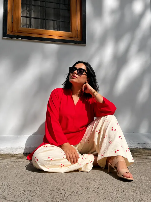 Elegant_Heavy_Cotton_Flex_Kurta_&_Farshi_Salwar_Set_with_Intricate_Embroidery
