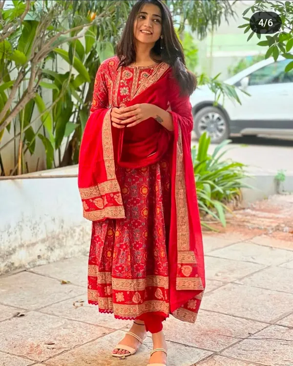 Red_Anarkali_Kurta_Set_With_Grand_Flare_&_Intricate_Handwork-100%_Pure_Cotton