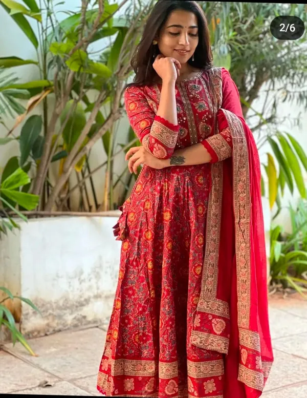 Red_Anarkali_Kurta_Set_With_Grand_Flare_&_Intricate_Handwork-100%_Pure_Cotton