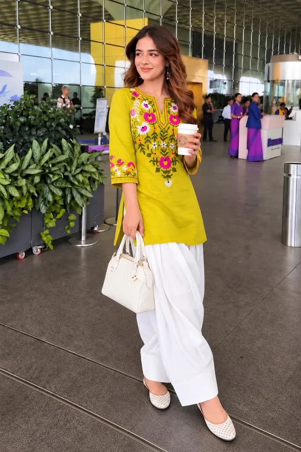 NEW_LAUNCH_–_HANDCRAFTED_FARSHI_SALWAR_SET-Lemon
