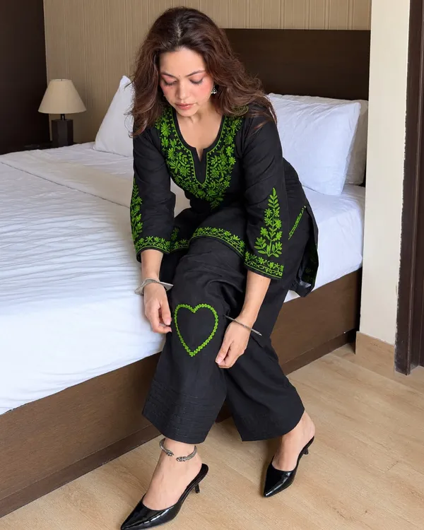 New_farshi_salwar_set_Floral_Elegance