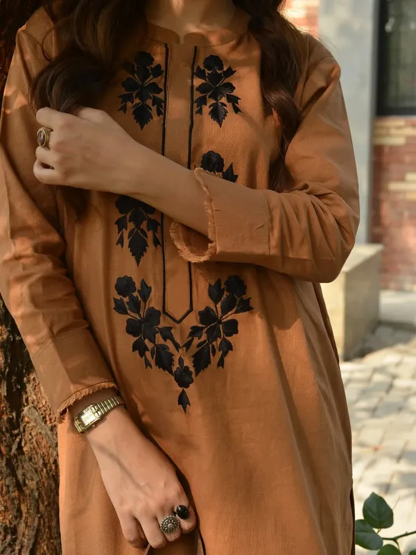 Premium_60/60_Pure_Cotton_Embroidered_Kurti_&_Pant_2-Piece_Set
