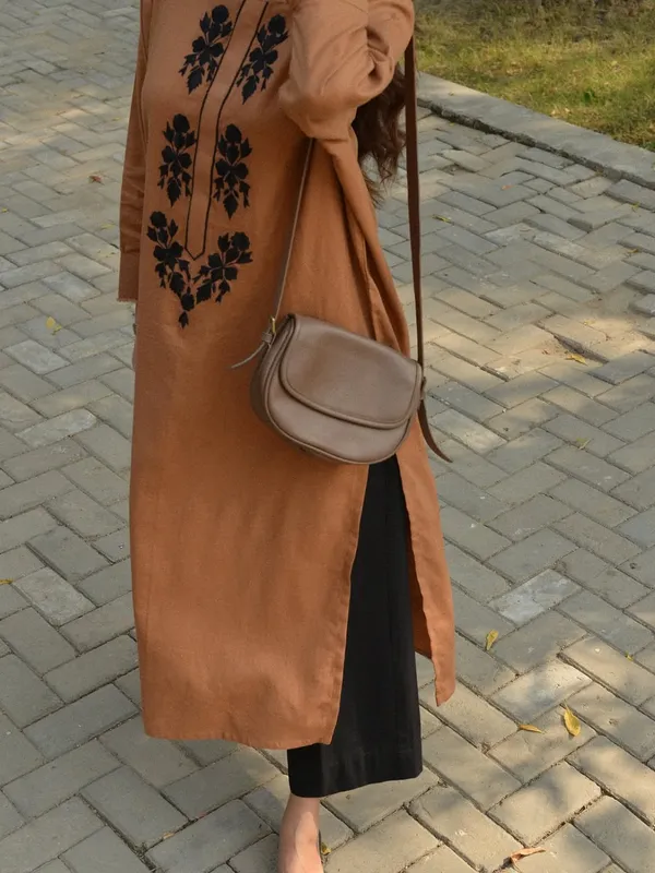 Premium_60/60_Pure_Cotton_Embroidered_Kurti_&_Pant_2-Piece_Set