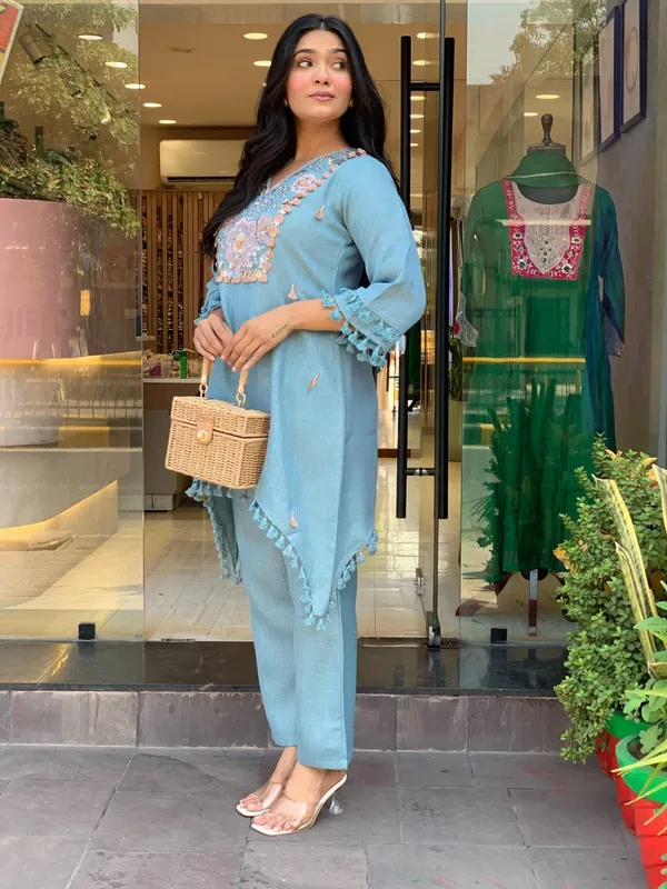 Summer_Special_Cotton_Flax_Co-ord_Set_with_Delicate_Embroidery,_Lace_&_Handwork