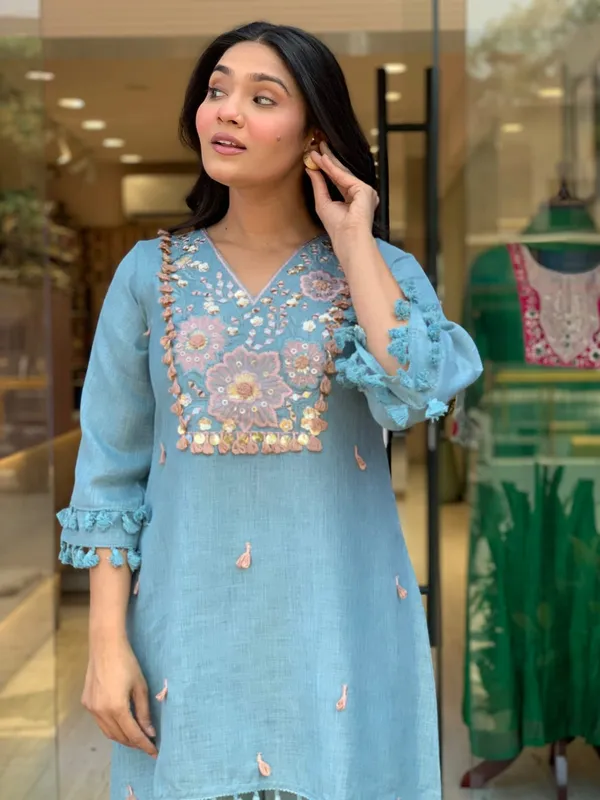 Summer_Special_Cotton_Flax_Co-ord_Set_with_Delicate_Embroidery,_Lace_&_Handwork