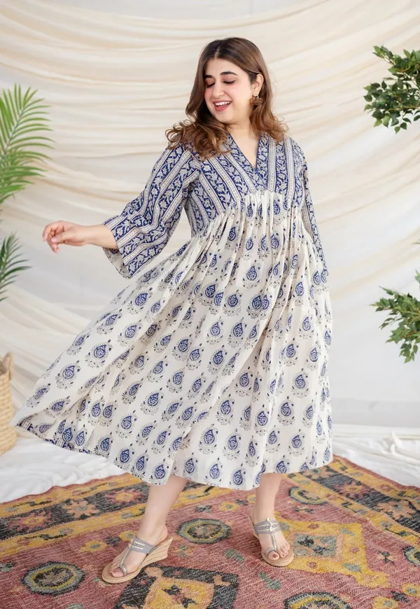 Summer_Special_Cotton_Flax_Co-ord_Set_with_Delicate_Embroidery,_Lace_&_Handwork_Blue