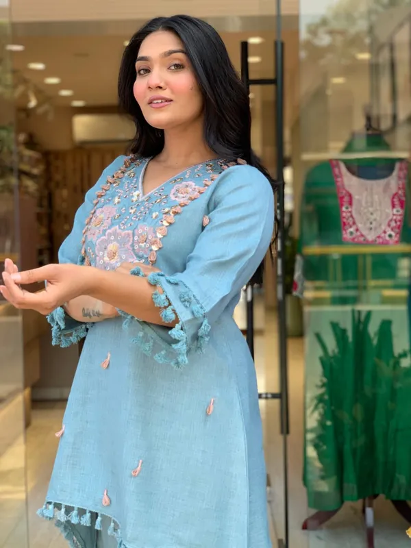 Summer_Special_Cotton_Flax_Co-ord_Set_with_Delicate_Embroidery,_Lace_&_Handwork
