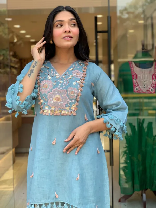 Summer_Special_Cotton_Flax_Co-ord_Set_with_Delicate_Embroidery,_Lace_&_Handwork