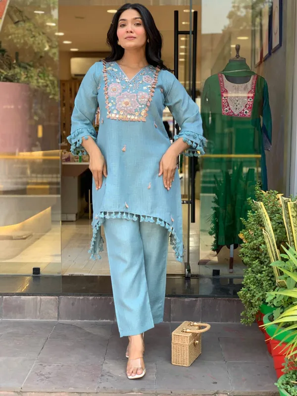 Summer_Special_Cotton_Flax_Co-ord_Set_with_Delicate_Embroidery,_Lace_&_Handwork