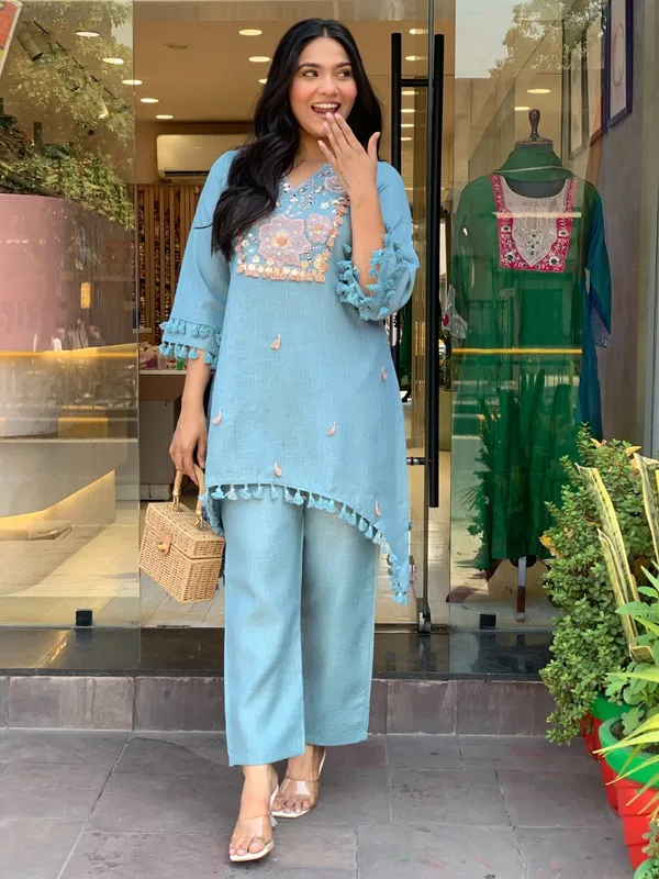 Summer_Special_Cotton_Flax_Co-ord_Set_with_Delicate_Embroidery,_Lace_&_Handwork
