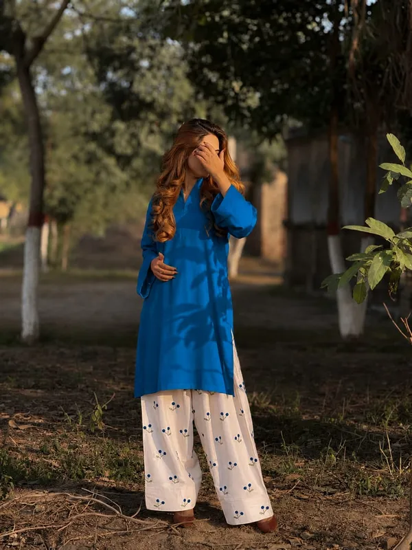 Trendy_Corset-Style_Cotton_Kurta_&_Off-White_Cherry_Motif_Farshi_Salwar_Set_-_Blue