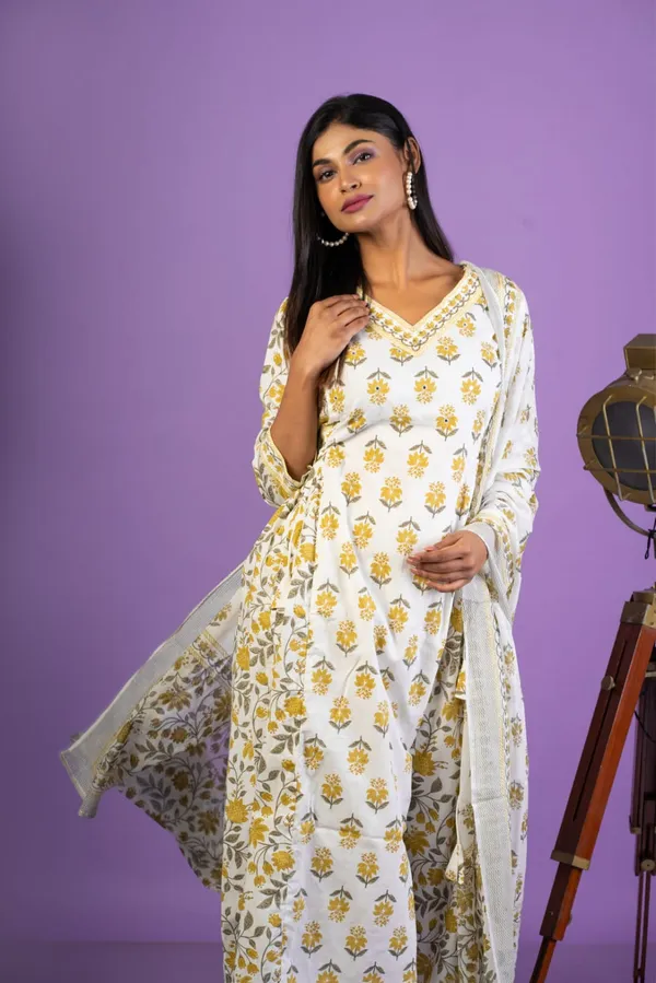 Women_Kurta_Set_with_Afghani_Pant_and_Dupatta_(Yellow)