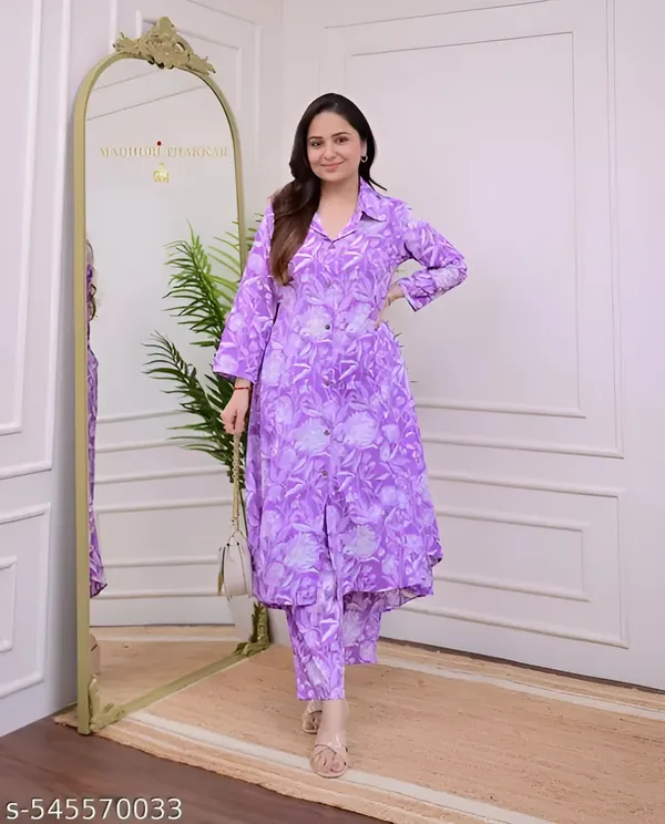 Blue_And_Maroon_Cotton_Blend_Casual_Kurta_Set_For_Women