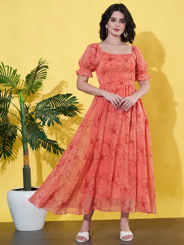 Women_Floral_Printed_Peach_Puff_Sleeve_Chiffon_Fit_&_Flare_Midi_Dress