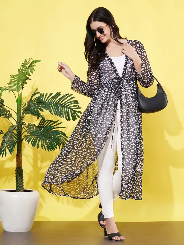 Women_Animal_Printed_Black_Chiffon_Longline_Front_Open_Shrug