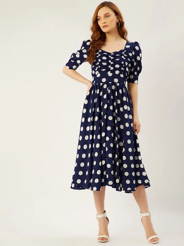 Polka_Dot_Printed_Blue_Sweetheart_Neck_Half_Sleeve_Fit_and_Flare_Knee_Length_Dress