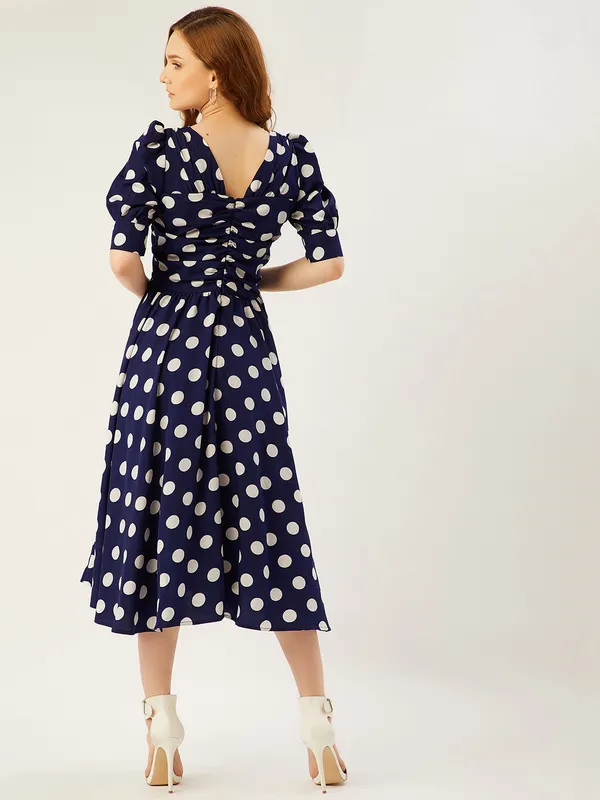 Polka_Dot_Printed_Blue_Sweetheart_Neck_Half_Sleeve_Fit_and_Flare_Knee_Length_Dress