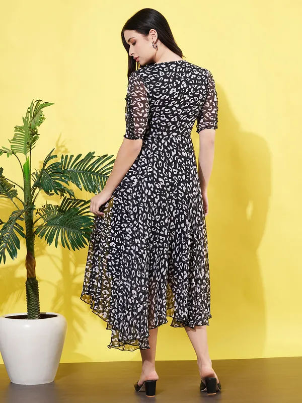 Women_Animal_Printed_Black_V_Neck_Chiffon_Fit_and_Flare_Midi_Dress