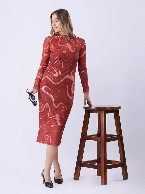 Abstract_Printed_Rust_Mock_Neck_Long_Sleeve_Lycra_Net_Bodycon_Midi_Party_Dress_With_Cami