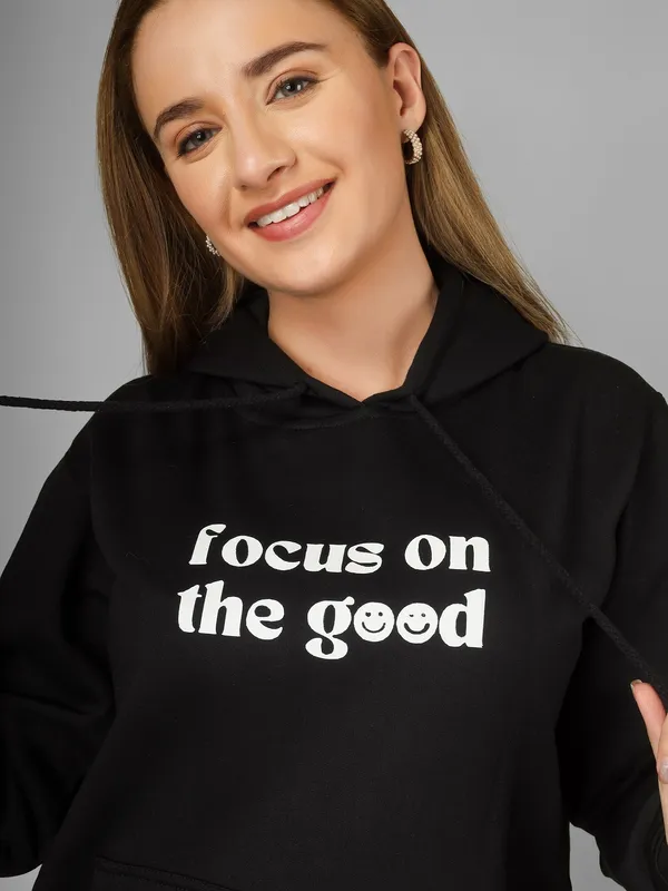 Women_Typography_Black_Spun_Fleece_Relaxed_Fit_Pullover_Hoodies