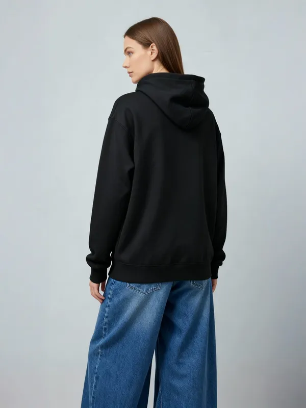 Women_Solid_Black_Spun_Fleece_Long_Sleeve_Hoodie