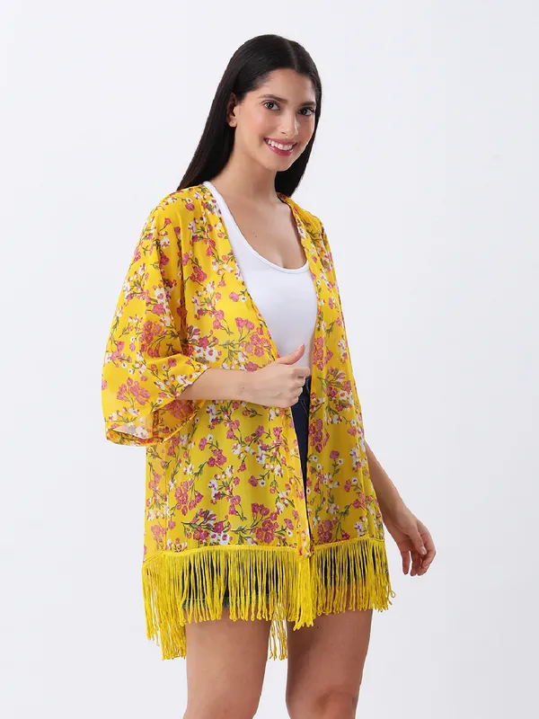 Women's_Floral_Printed_Yellow_Georgette_Half_Sleeve_Open_Front_Regular_Shrug