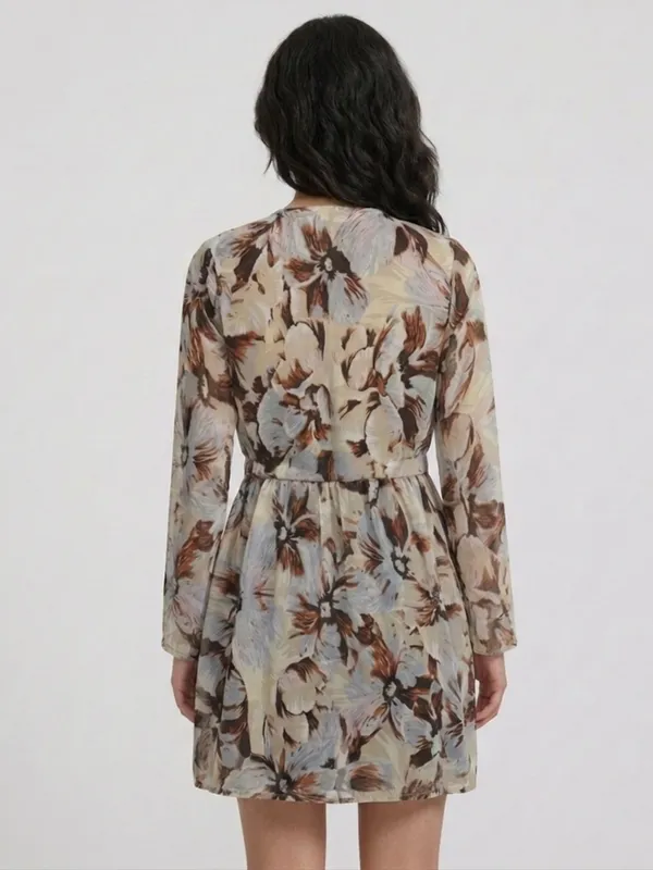 ANVI_Be_Yourself_Women_Floral_Printed_Brown_Chiffon_Long_Sleeve_Open_Front_Tie-ups_Regular_Shrug