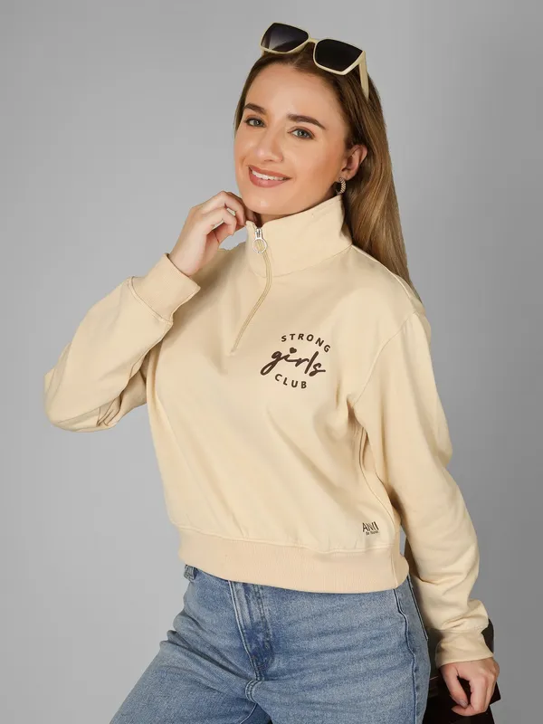 Women_Typography_Bottle_Green_Spun_Fleece_Relaxed_Fit_Pullover_Sweatshirt