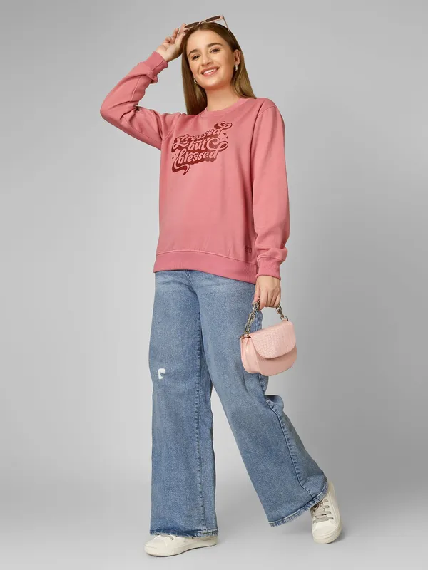 Women_Typography_Pink_Spun_Fleece_Baggy_Fit_Fit_Pullover_Sweatshirt