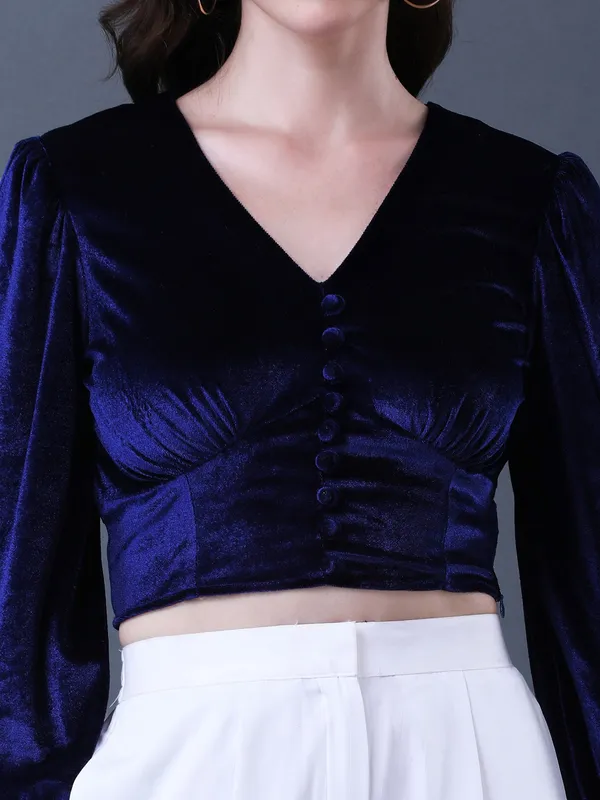 Solid_Blue_Velvet_V_Neck_Long_Sleeve_Crop_Top