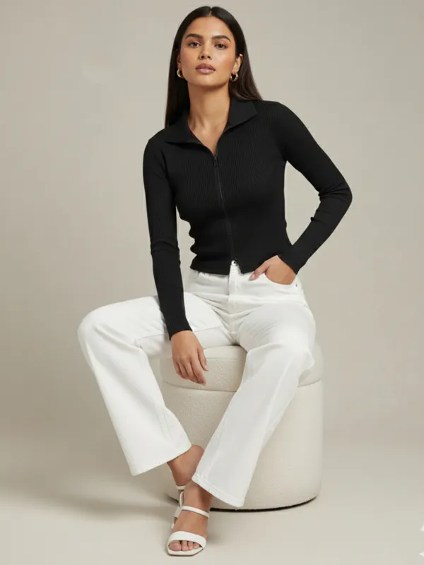 Solid_Black_Ribbed_Collared_Neck_Long_Sleeve_Front_Zipper_Crop_Top