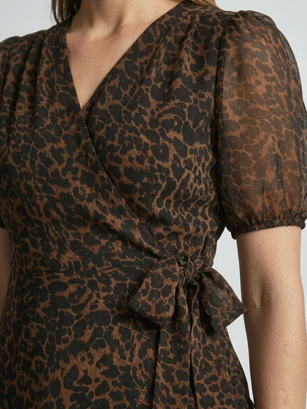 Animal_Printed_Brown_Chiffon_V_Neck_Short_Puff_Sleeve_Waist_Tie-ups_Regular_Top_For_Women