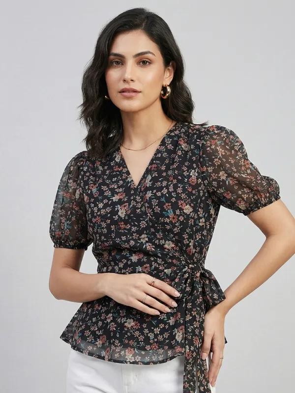 Floral_Printed_Black_Georgette_V_Neck_Short_Puff_Sleeve_Waist_Tie-ups_Regular_Top_For_Women
