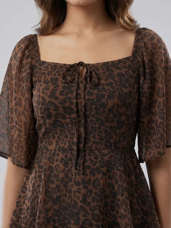 Animal_Print_Square_Neck_Flared_Sleeve_Chiffon_Peplum_Top