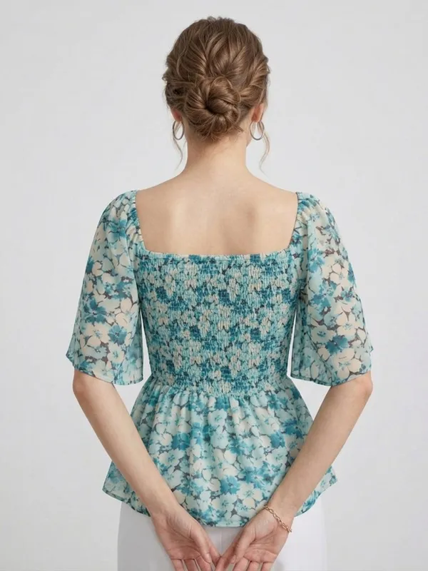 ANVI_Be_Yourself_Women_Floral_Printed_Sea_Green_Georgette_Square_Neck_Short_Flared_Sleeves_Smocked_Peplum_Top