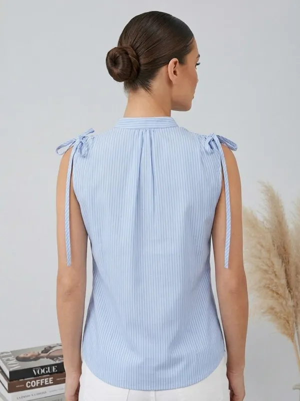 ANVI_Be_Yourself_Women_Stripped_Blue_Cotton_Mandarin_Neck_Sleeveless_Front_Buttoned_Regular_Top