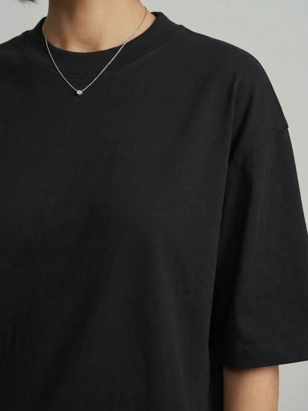 ANVI_Be_Yourself_Women_Solid_Black_Cotton_Round_Neck_Half_Sleeve_Oversized_T-Shirt