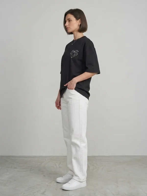 ANVI_Be_Yourself_Women_Printed_Black_Cotton_Round_Neck_Half_Sleeve_Oversized_T-Shirt