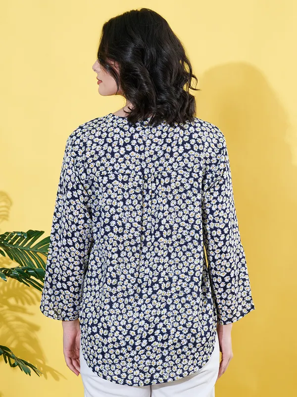 Women_Floral_Printed_Blue_Mandarin_Neck_Crepe_Casual_Top