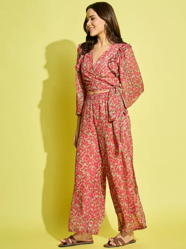 Pink_Chiffon_V-Neck_Top_&_Palazzos_Co-ords_Set_For_Women