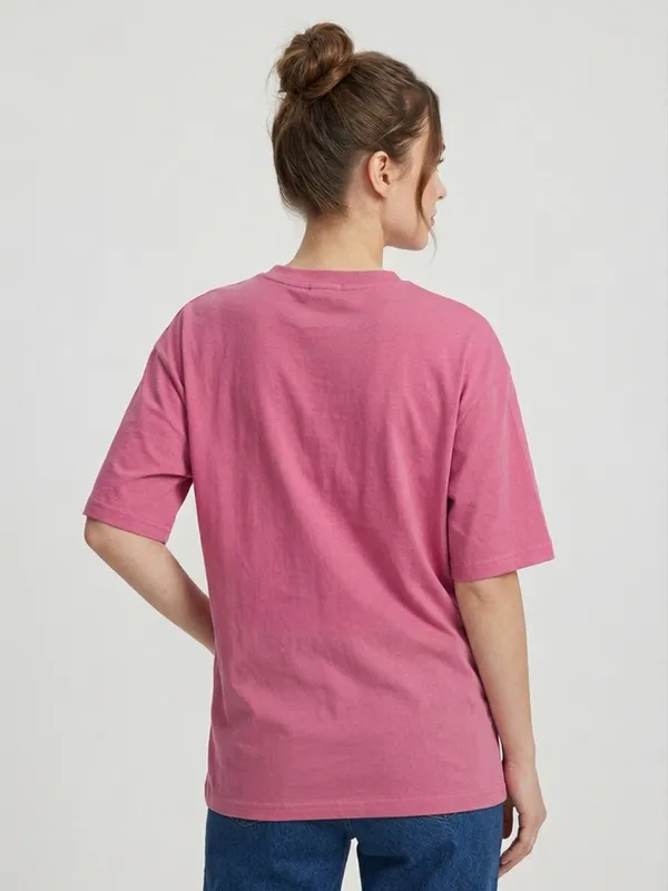 ANVI_Be_Yourself_Women_Printed_Pink_Cotton_Round_Neck_Half_Sleeve_Oversized_T-Shirt
