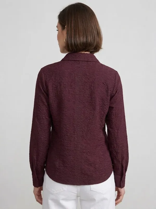 ANVI_Be_Yourself_Women_Solid_Wine_Scrabble_Ribbed_Collared_Neck_Long_Sleeve_Button_Down_Causal_Regular_Shirt