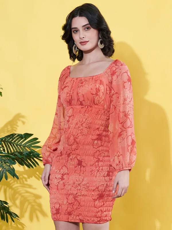 Women_Floral_Printed_Peach_Square_Neck_Smocked_Bodycon_Mini_Casual_Dress