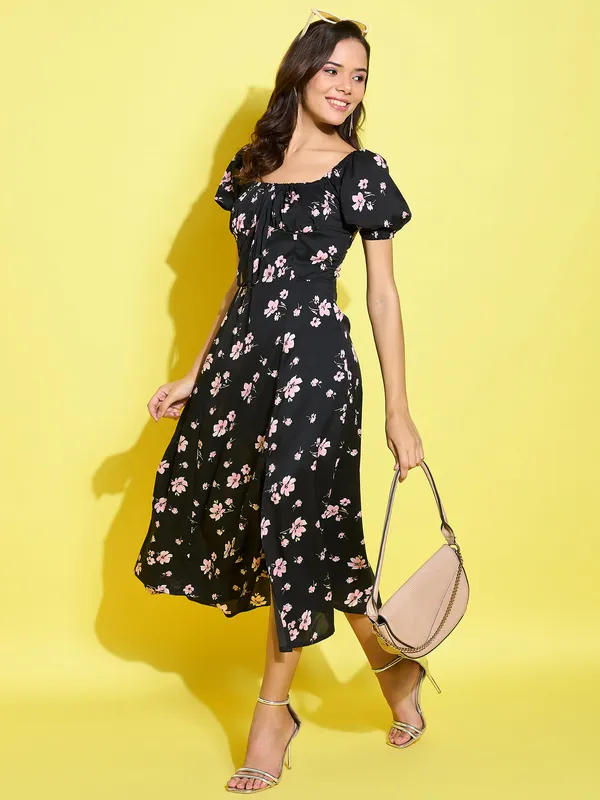 Women_Black_Floral_Printed_Fit_&_Flare_Midi_Crepe_Dress_With_Slit