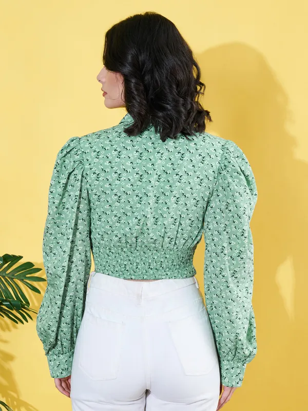 Women_Floral_Printed_Green_Collared_Neck_Crepe_Casual_Crop_Top
