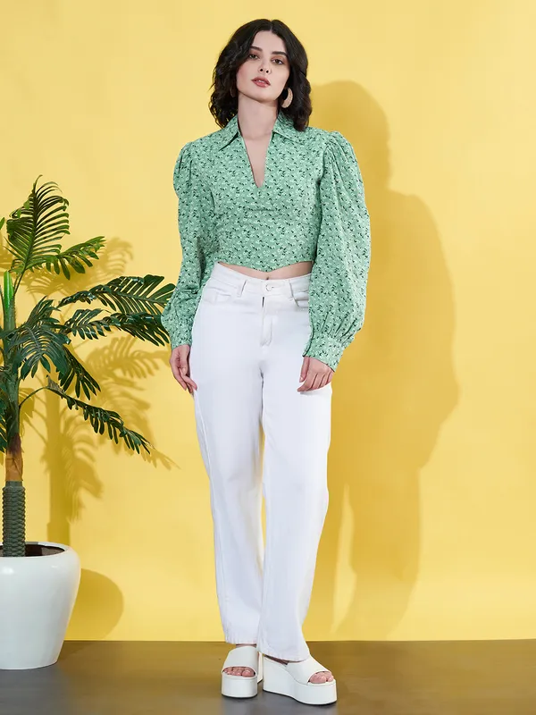 Women_Floral_Printed_Green_Collared_Neck_Crepe_Casual_Crop_Top