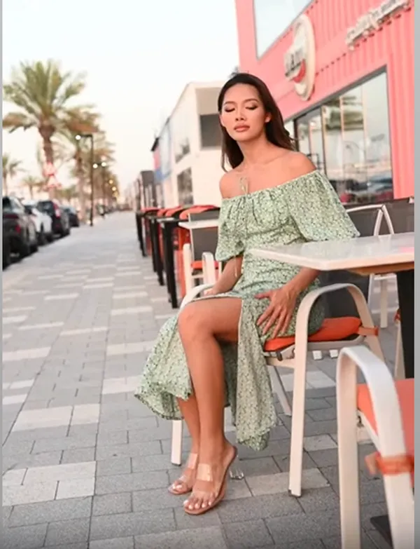 Floral_Printed_Tie-Up_Neck_Chiffon_Midi_Dress