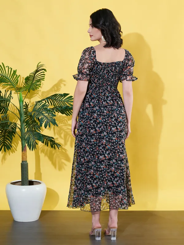 Women_Floral_Printed_Black_Puff_Sleeve_Georgette_Fit_&_Flare_Midi_Dress