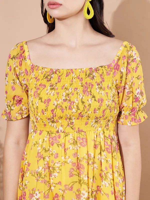 Floral_Printed_Puff_Sleeve_Georgette_Fit_&_Flare_Midi_Dress